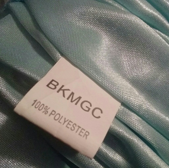 Dress - Picture 2 of 7